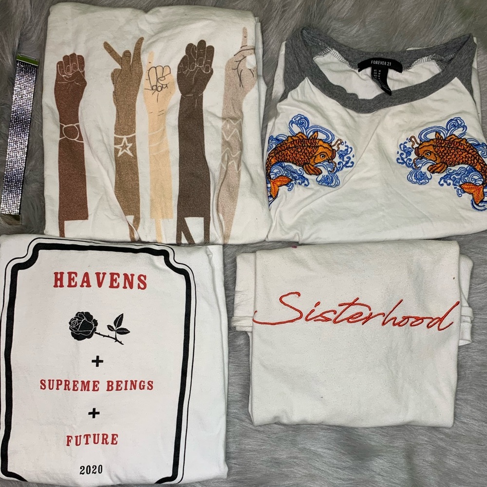4pk White Graffic Tees